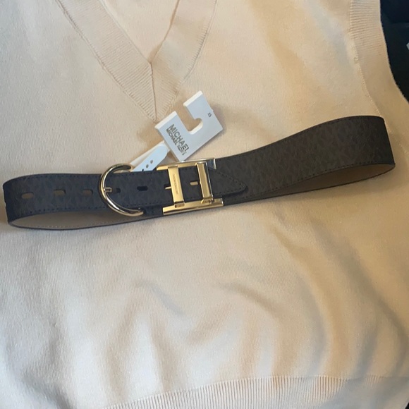 Michael Kors belt - Picture 2 of 7